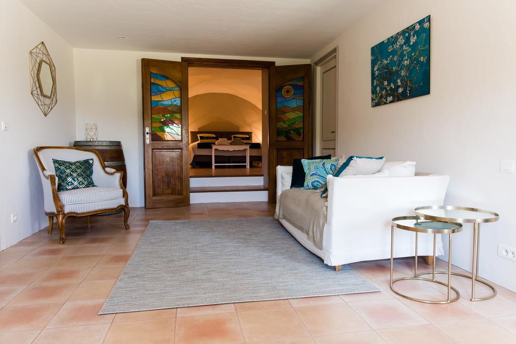 Le Mas Del Sol Bed & Breakfast Bonnieux Exterior photo